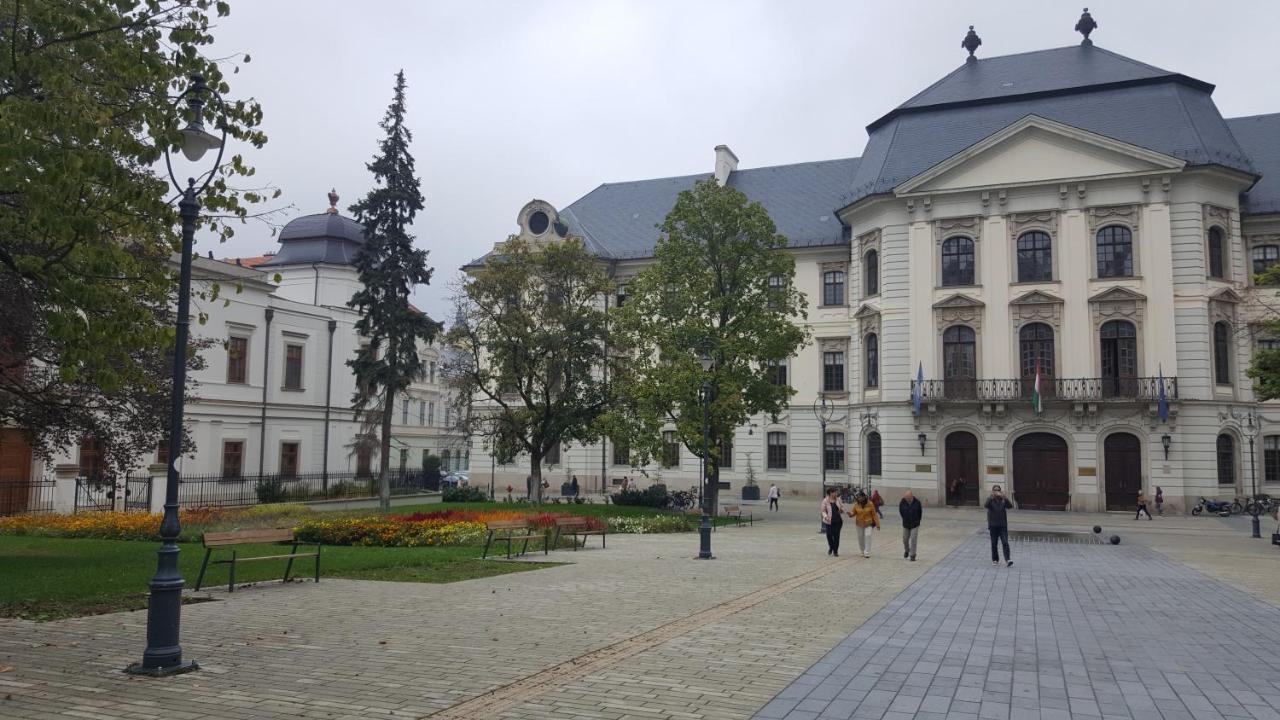 Apartamento Eger Napsugar Exterior foto